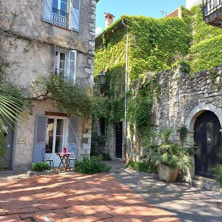 Studio Au Coeur Du Vieil Antibes Bagian luar foto